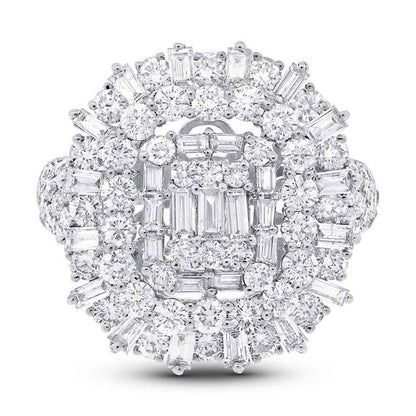 18k White Gold Diamond Lady's Ring - 3.39ct