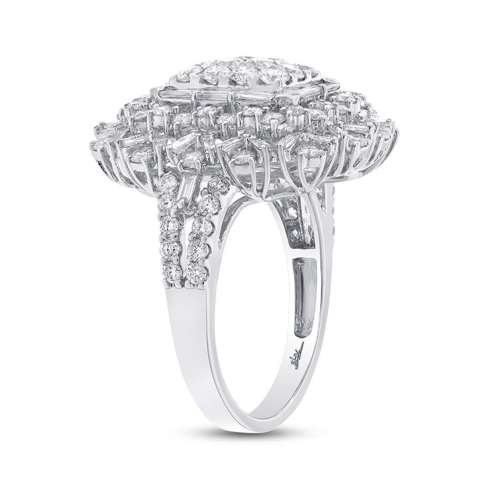 18k White Gold Diamond Lady's Ring - 2.62ct