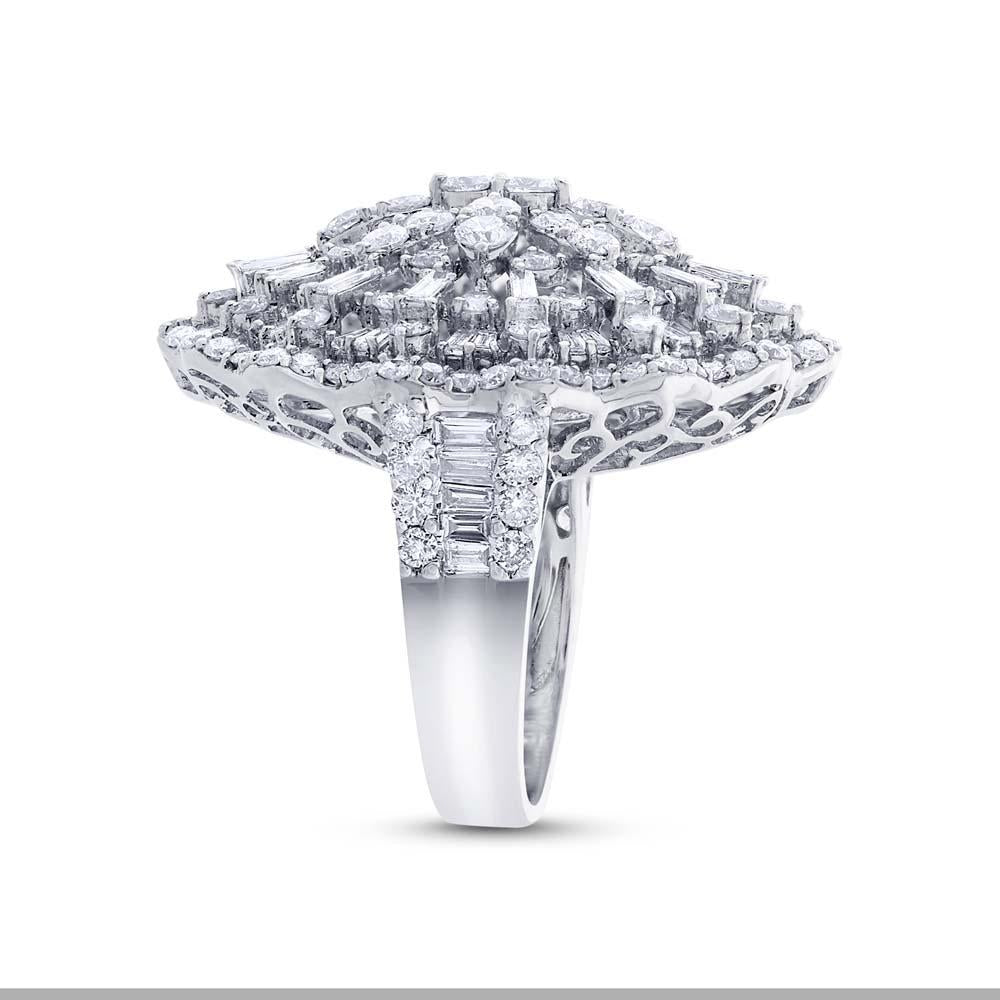 18k White Gold Diamond Lady's Ring - 5.36ct