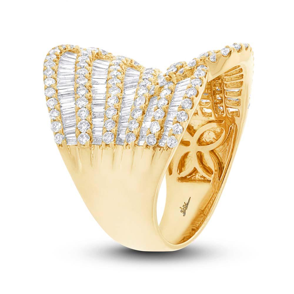 18k Yellow Gold Diamond Lady's Ring V0291